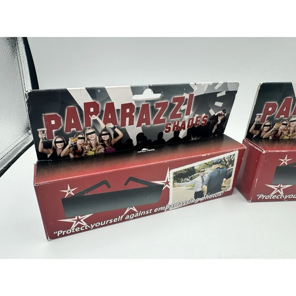 Big Mouth Toys Paparazzi Shades Black Bar Sunglasses Protect Your Identity Rare